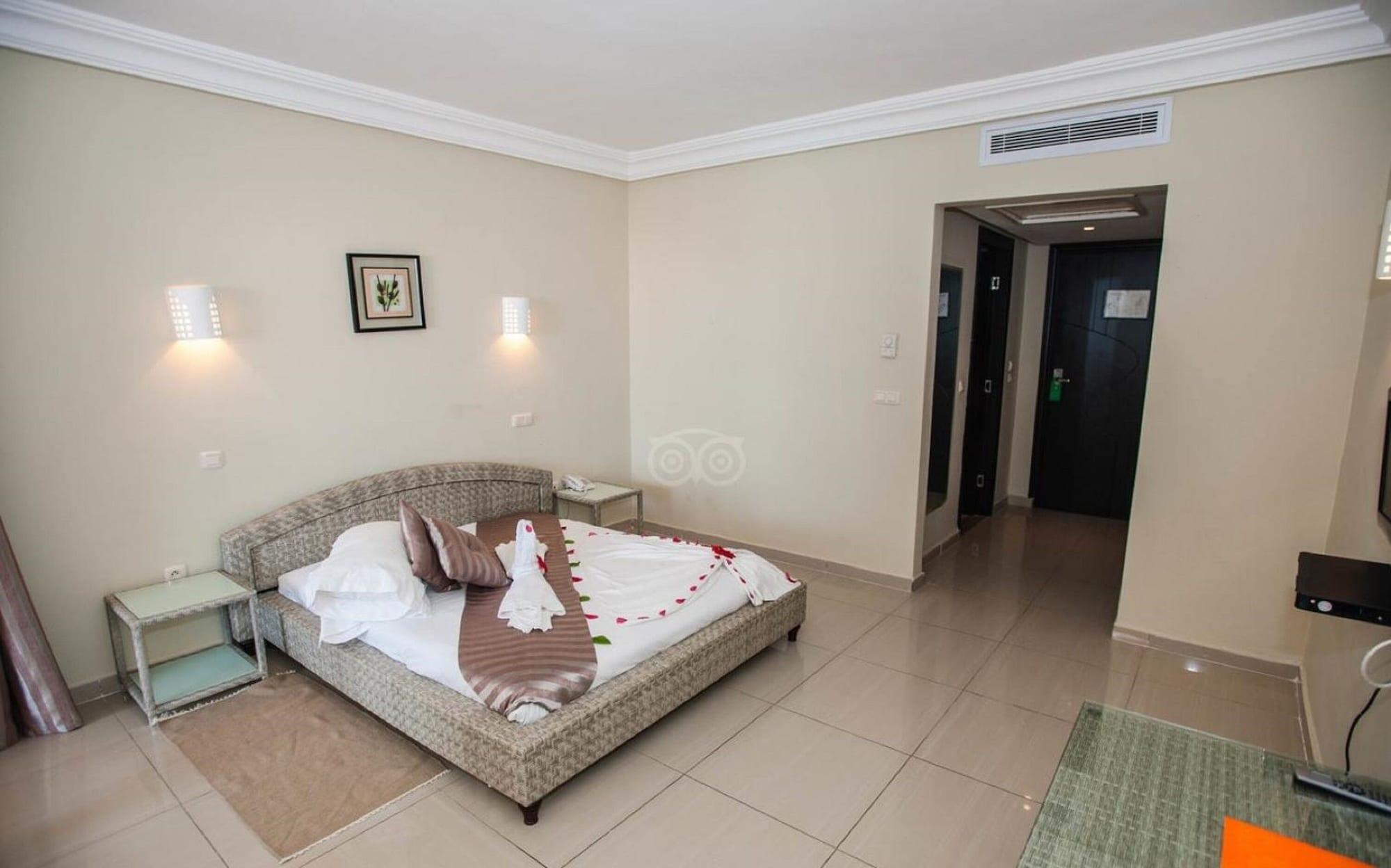 Hotel & Club Lella Meriam Zarzis Buitenkant foto
