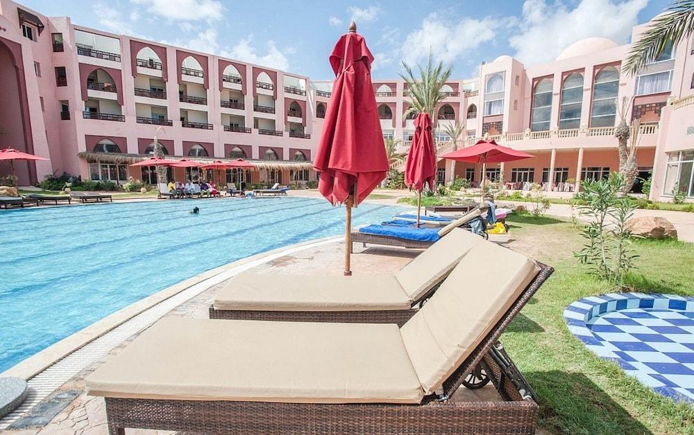 Hotel & Club Lella Meriam Zarzis Buitenkant foto
